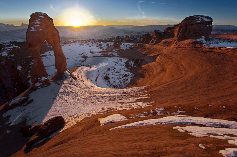 Free stock image of Rock Arch created by Pixabay