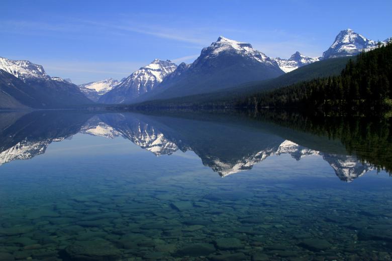 Free stock image of Lake Mcdonald created by Pixabay