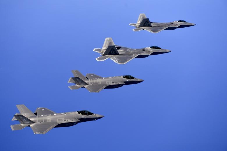Free stock image of Military Raptors created by Pixabay