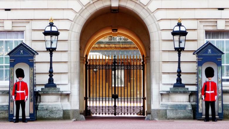 Free stock image of Buckingham Palace created by Pixabay