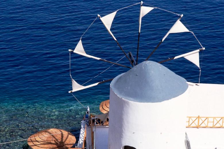 Free stock image of Santorini Island created by Pixabay