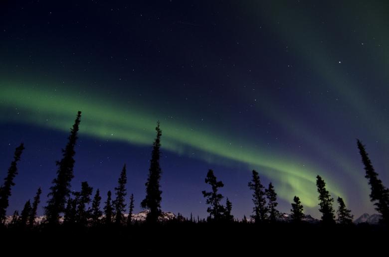 Free stock image of Aurora Borealis created by Pixabay