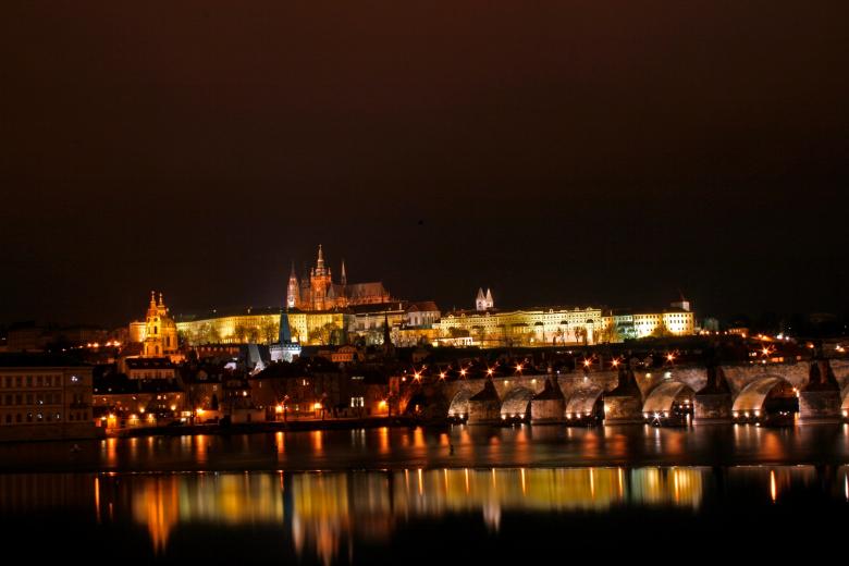 Free stock image of Charles Bridge created by Pixabay
