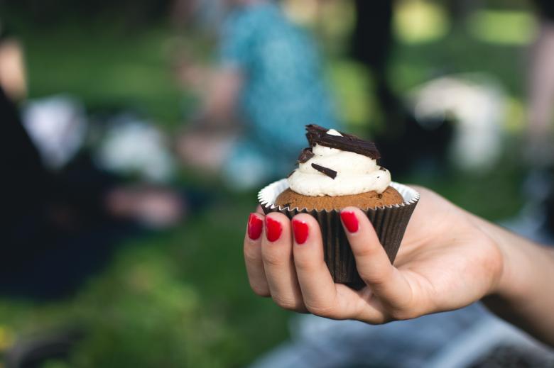 Free stock image of Chocolate Cupcake created by Pixabay