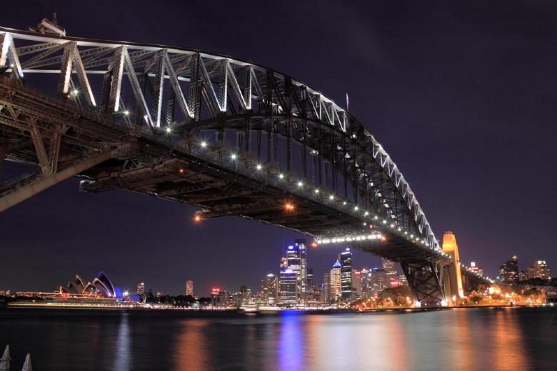 Free stock image of Sydney Harbor Bridge created by Pixabay