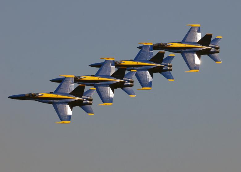 Free stock image of Blue Angels created by Pixabay