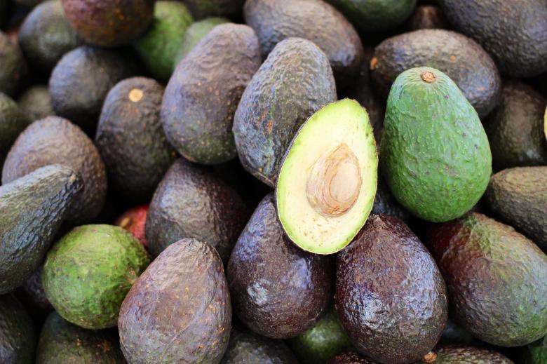 Free stock image of Fresh Avocados created by Pixabay