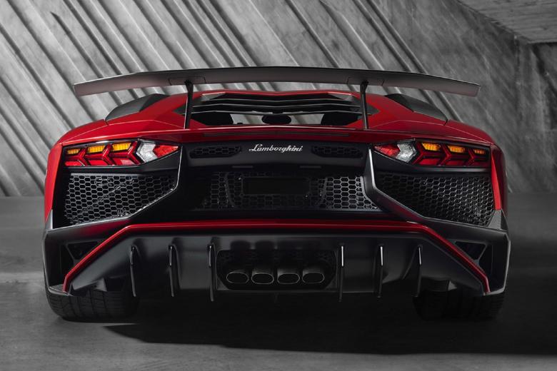 Free stock image of Luxury Sports Car created by Pixabay