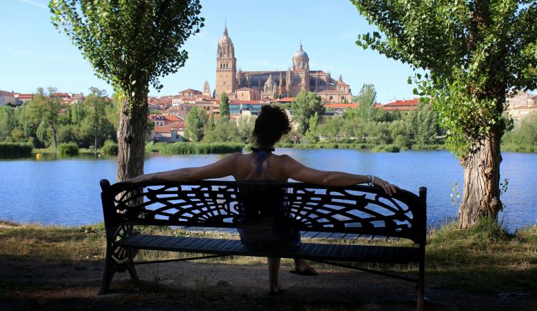 Free stock image of Park Bench created by Pixabay