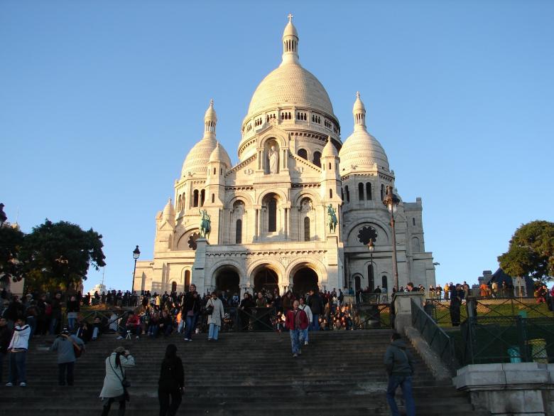 Free stock image of Sacre Coeur Basilica created by Pixabay