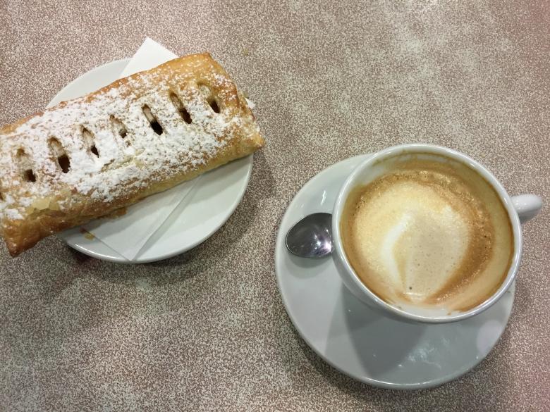 Free stock image of Cup of Cappuccino created by Pixabay