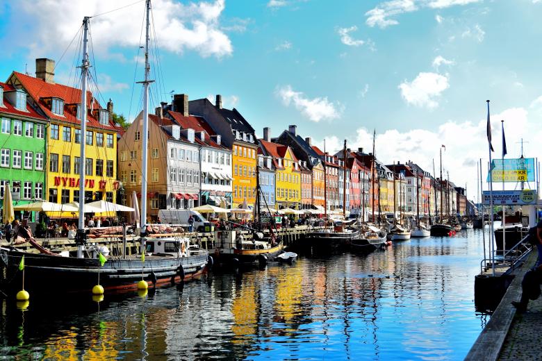 Free stock image of Nyhavn District created by Pixabay