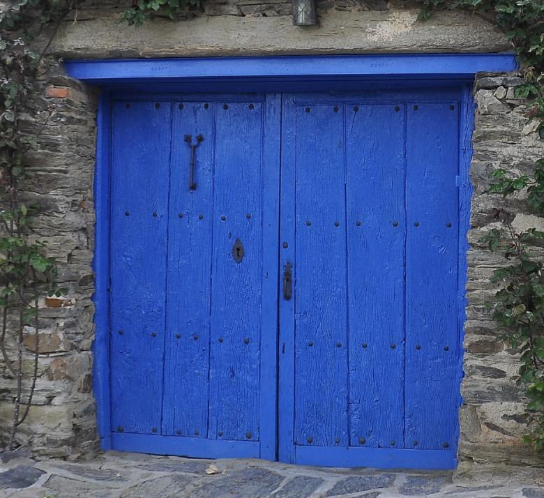 Free stock image of Double Doors created by Pixabay