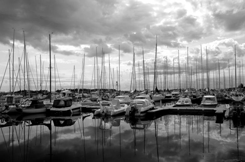 Free stock image of Helsinki Yacht Club created by Pixabay