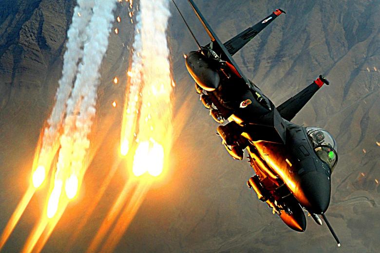 Free stock image of Military jet created by Pixabay