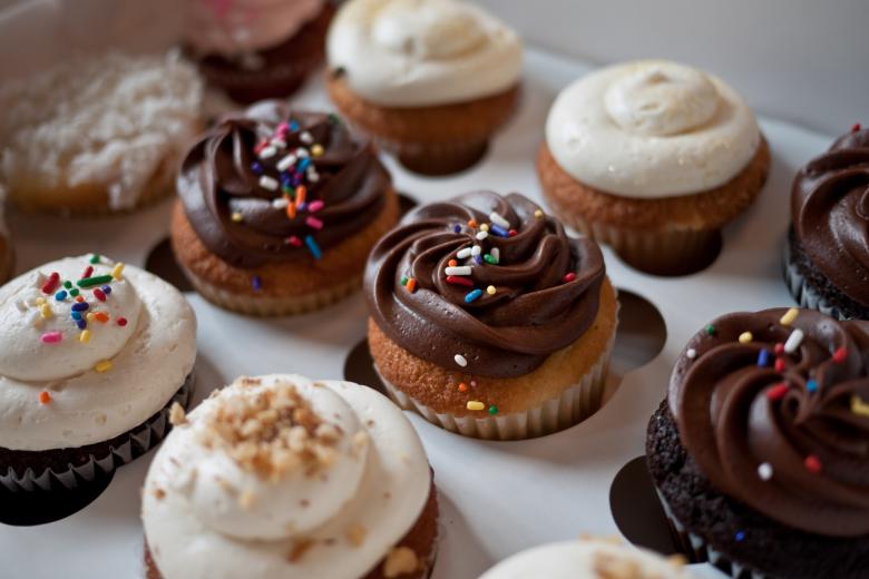 Free stock image of Cup Cakes created by Pixabay