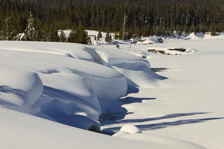 Free stock image of Snow Drifts created by Pixabay