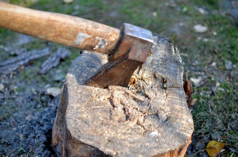 Free stock image of Axe in log close up created by Ivan Shidlovski
