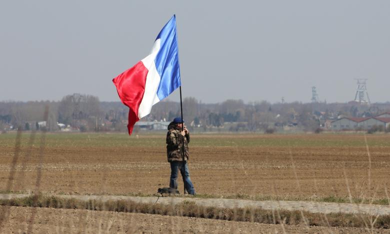 Free stock image of Holding Flag created by Pixabay