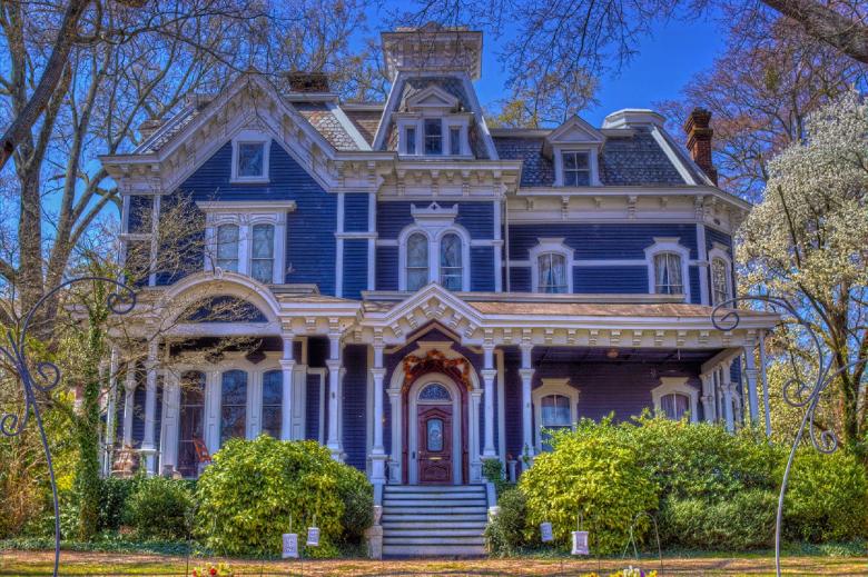 Free stock image of Victorian House created by Pixabay