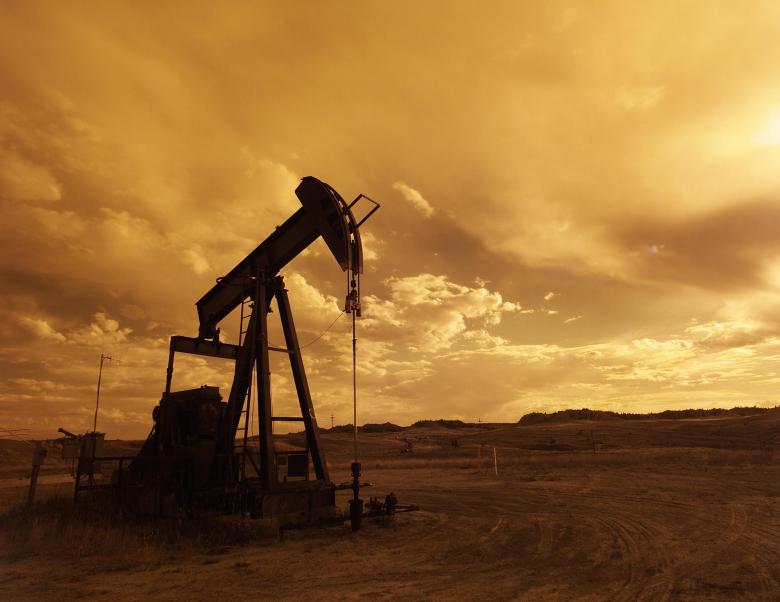 Free stock image of Oil Pump Jack created by Pixabay