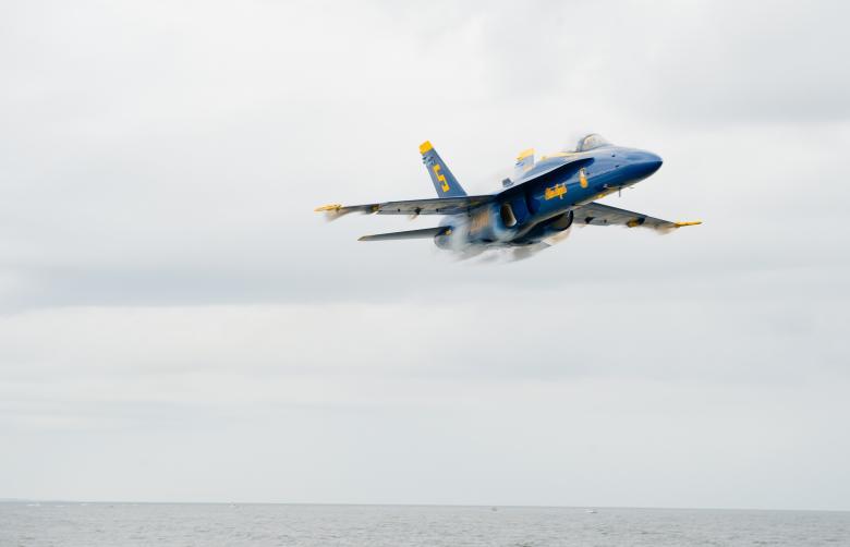 Free stock image of Blue Angels created by Pixabay