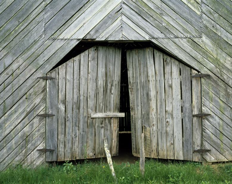 Free stock image of Wooden Barn created by Pixabay