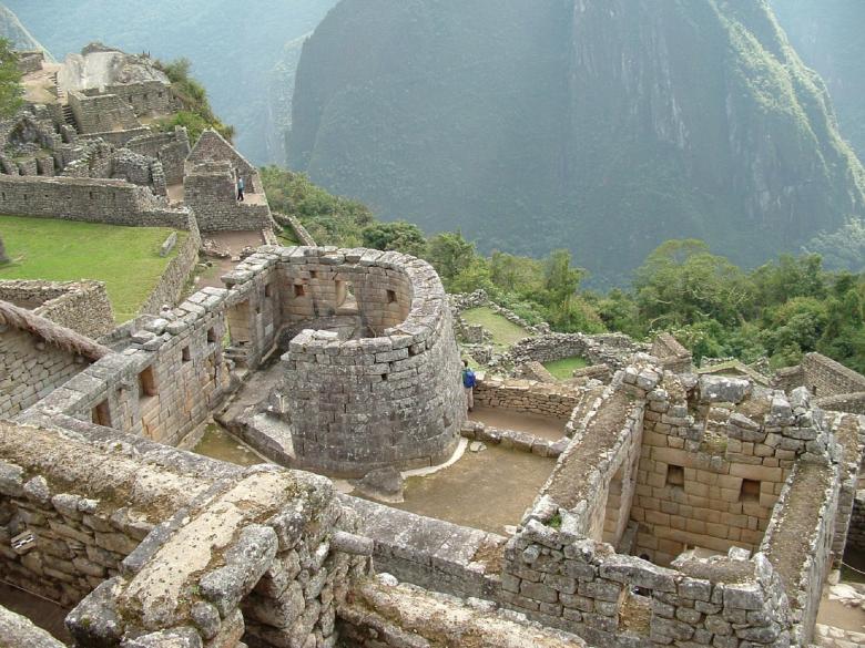 Free stock image of Machu Picchu created by Pixabay