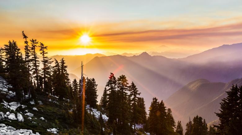 Free stock image of Mountain Range created by Pixabay