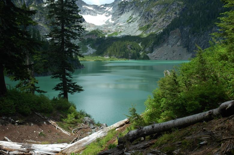 Free stock image of Wild Lake created by Pixabay