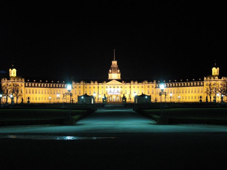 Free stock image of Karlsruhe palace created by Pixabay