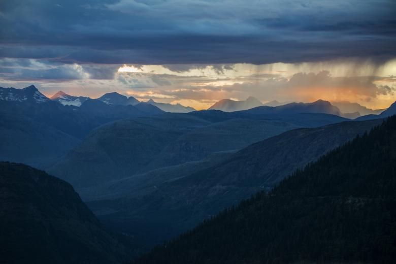 Free stock image of Mountain Range created by Pixabay