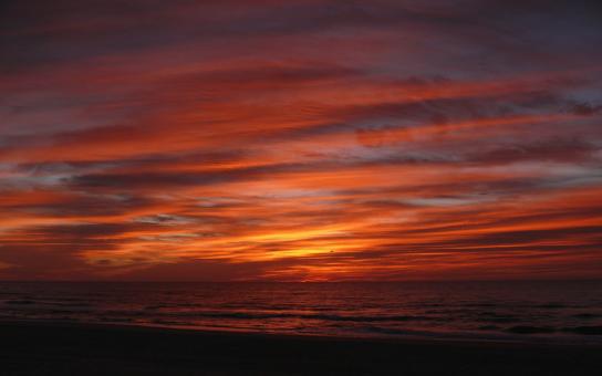 Free Stock Photo of Sunrise on the Ocean
