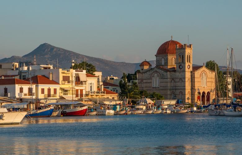 Free stock image of City on the Shore created by Pixabay