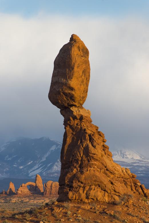 Free stock image of Balanced Rock created by Pixabay