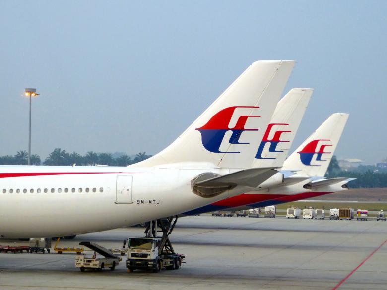 Free stock image of Planes on the Airport created by Pixabay