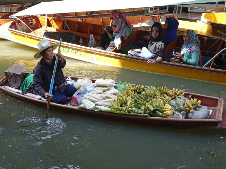 Free stock image of Saduak Floating Market created by Pixabay