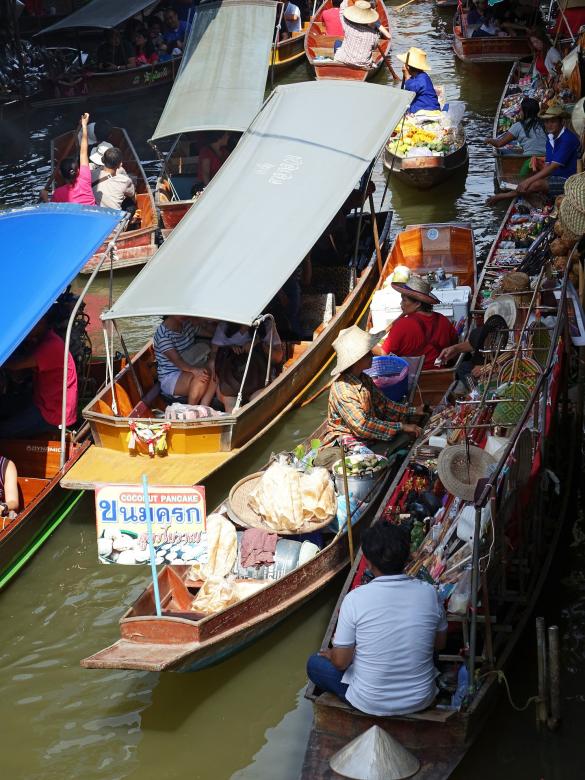 Free stock image of Saduak Floating Market created by Pixabay