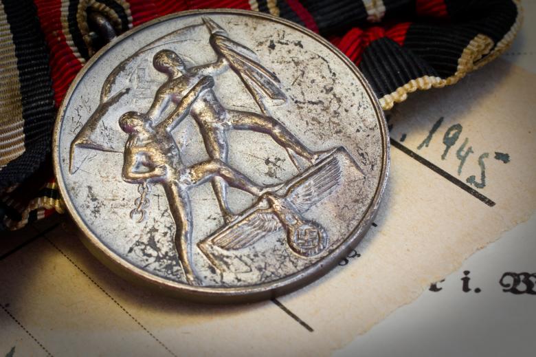 Free stock image of Austria Medal created by Pixabay
