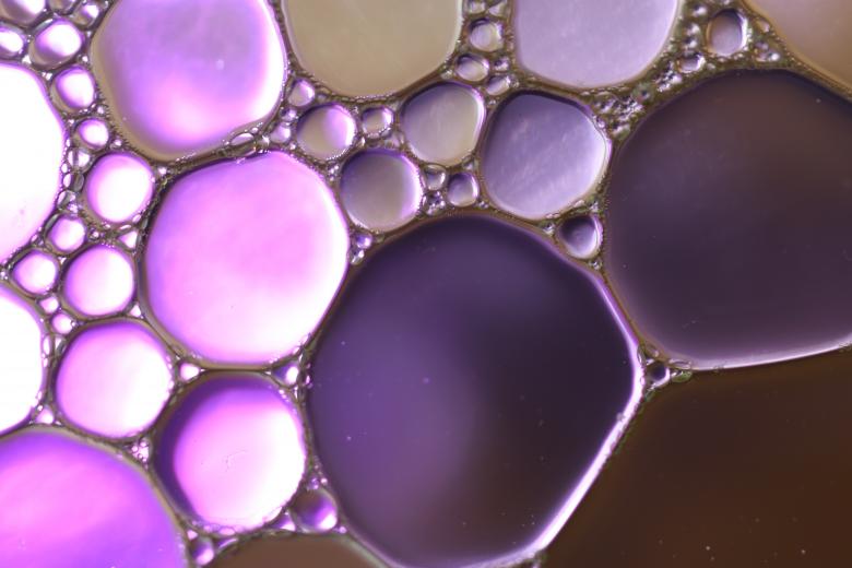 Free stock image of Oil in Water created by Pixabay