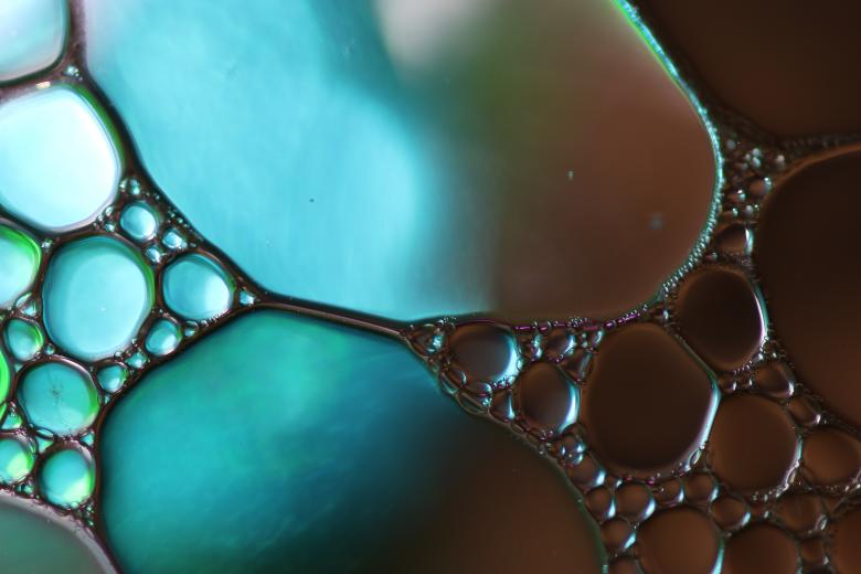 Free stock image of Oil in Water created by Pixabay