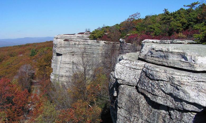 Free stock image of Sam's Point Rock Formation created by Eric Yuen