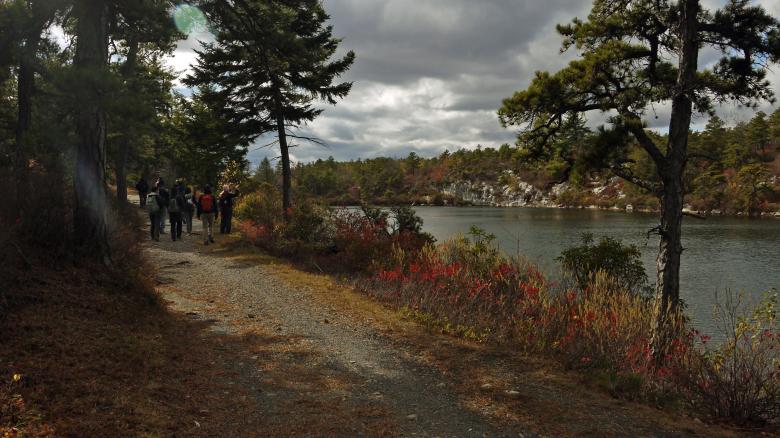 Free stock image of Lake Awosting Hiking created by Eric Yuen