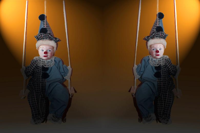 Free stock image of Dolls on the Swing created by Pixabay