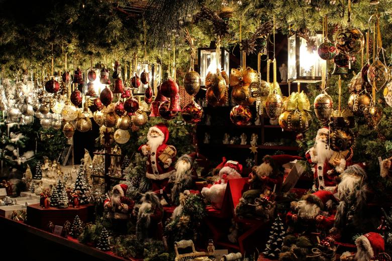 Free stock image of Christmas Market created by Pixabay