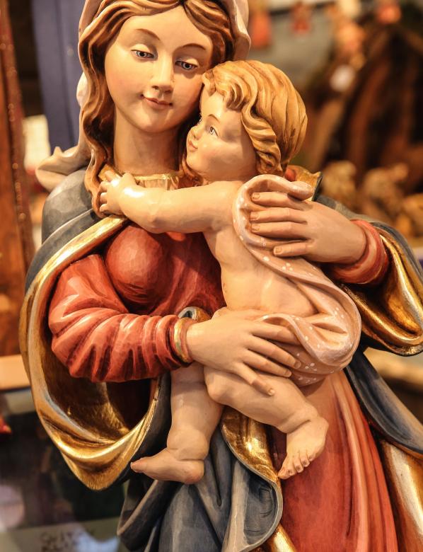 Free stock image of Maria Virgin Statue created by Pixabay