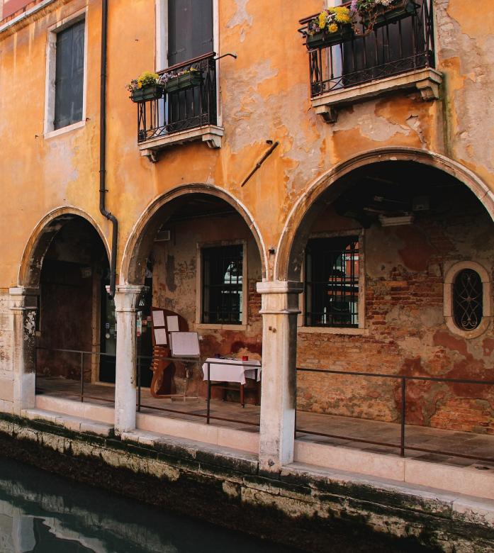 Free stock image of Old Restaurant created by Pixabay