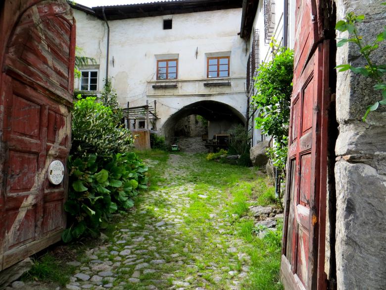 Free stock image of Old Residence created by Pixabay