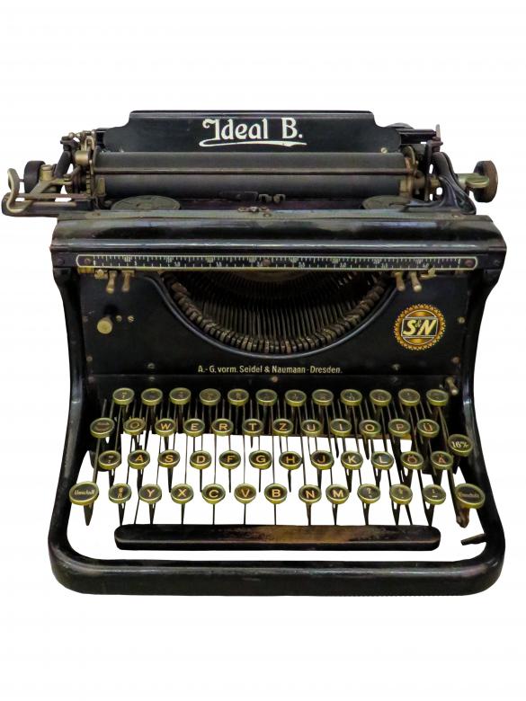 Free stock image of Old Typewriter created by Pixabay