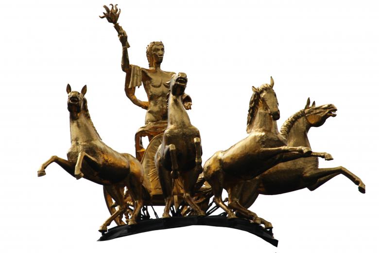 Free stock image of Golden Sculpture created by Pixabay